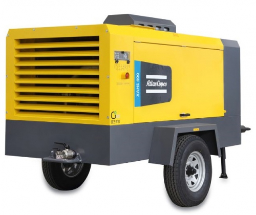 Дизельный компрессор Atlas Copco XAHS 400 PACE на шасси